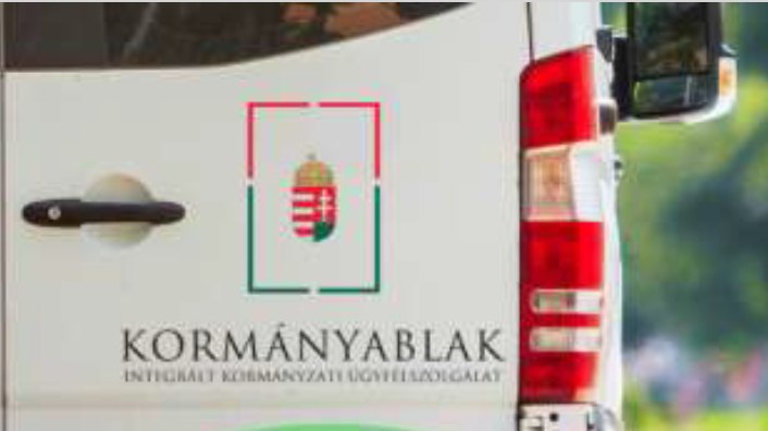 kormanyablak busz logo